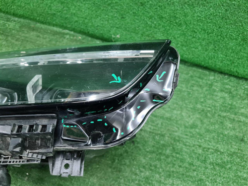 Фара правая BMW X1 F48 (2019-2022) LED