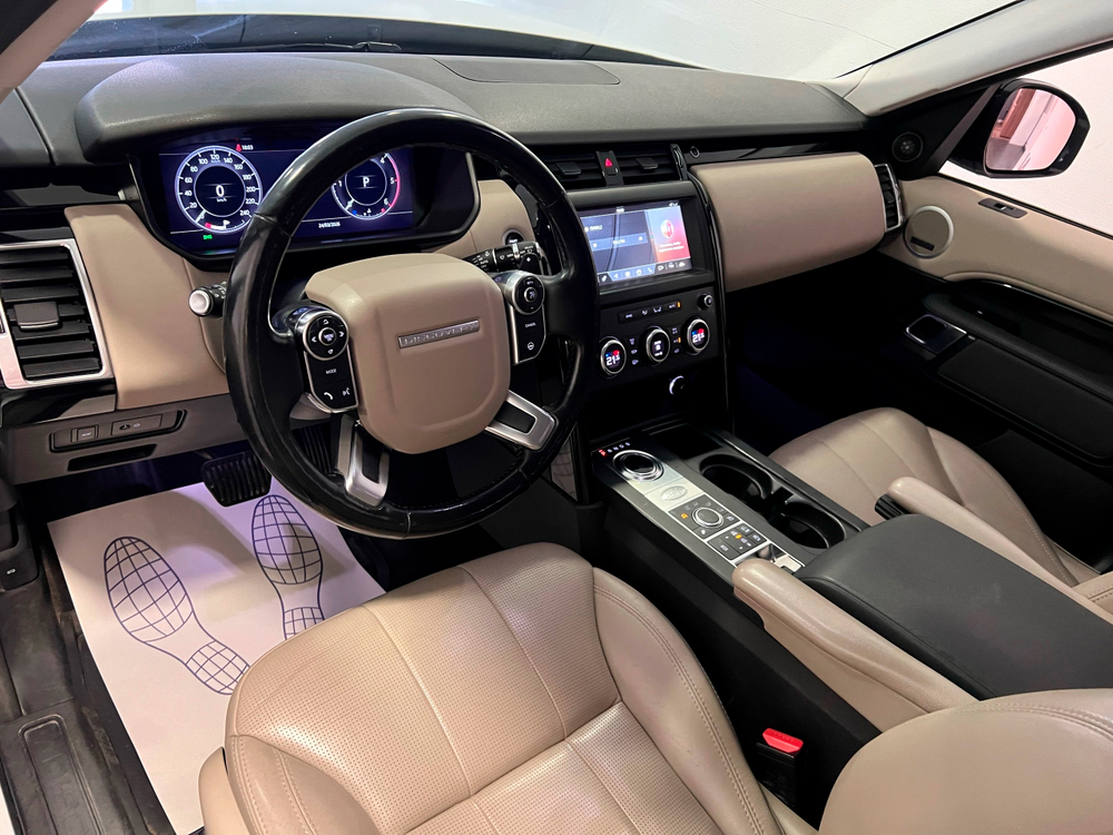 Land Rover Discovery, 2018 год