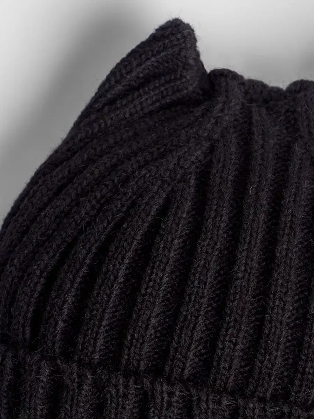 Шапка для девочки осенняя c ушками и снуд