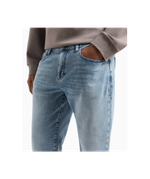 Джинсы Armani Exchange