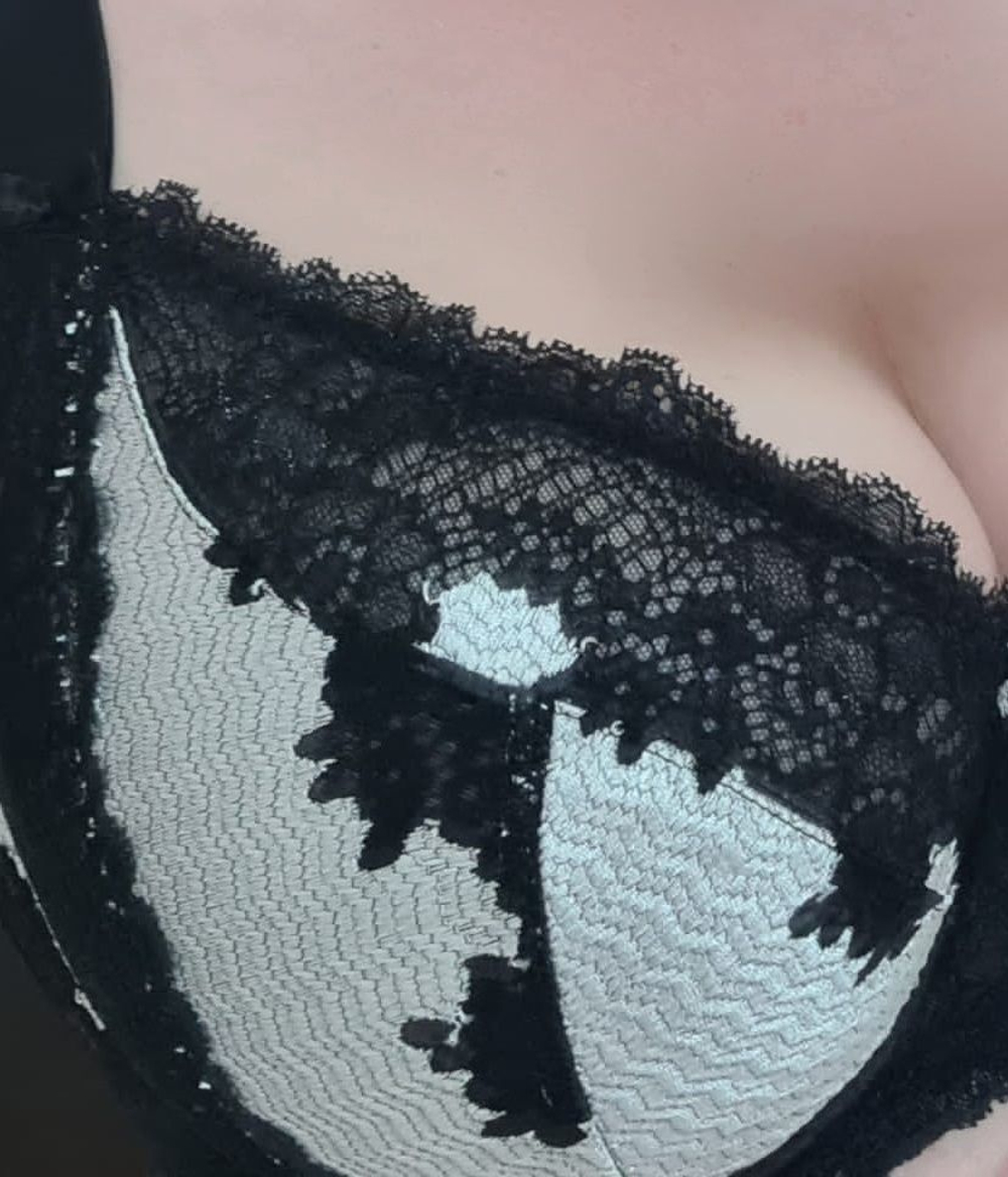 Соблазнительный бюстгальтер с мягкой чашкой plus size и рисунком цвета жемчуга (Размер: 90H) (Цвет: черный)