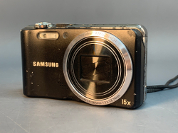 Samsung WB600 без з/у вмятина на корпусе