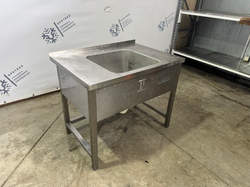 Мойка односекционная 1000х700х860 из нержавеющей стали (основание профиль 4х4)