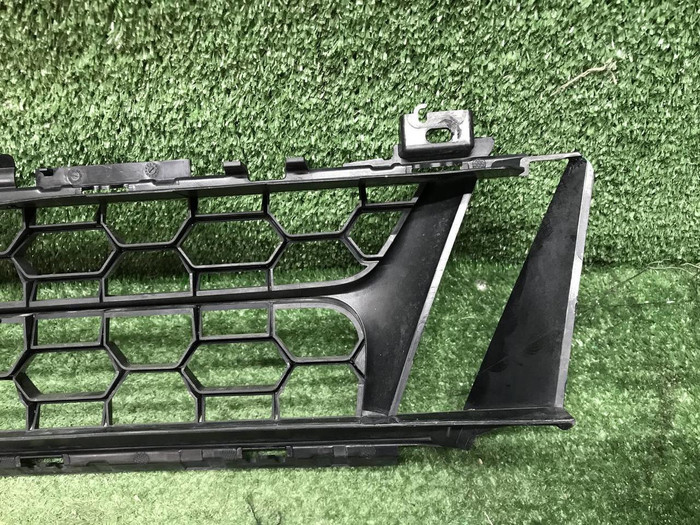 Решетка перед. бампера BMW 6er G32 (20-23) M-paket