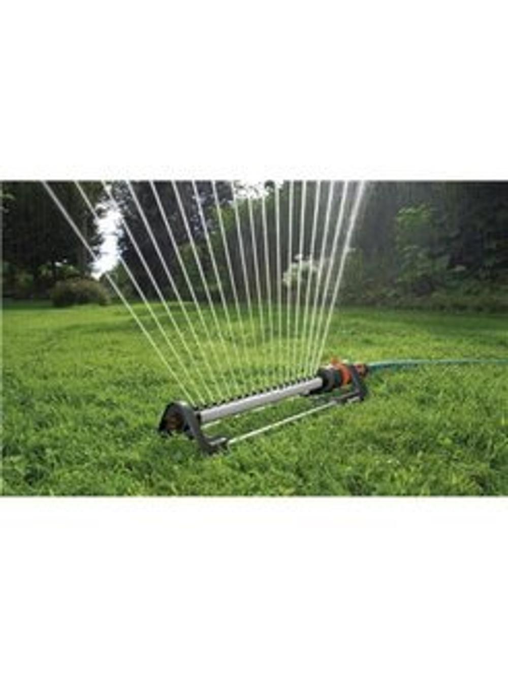 Дождеватель осциллирующий Gardena Aqua M
