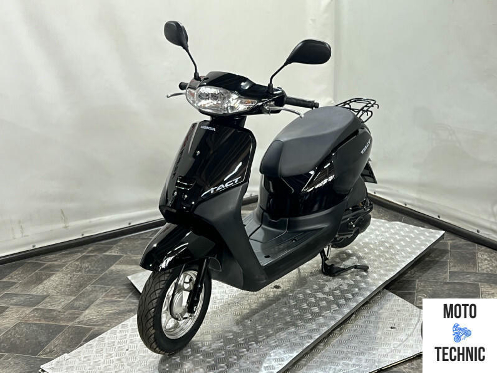 Скутер Honda Tact PGM-FI AF79 (2017г.в.)