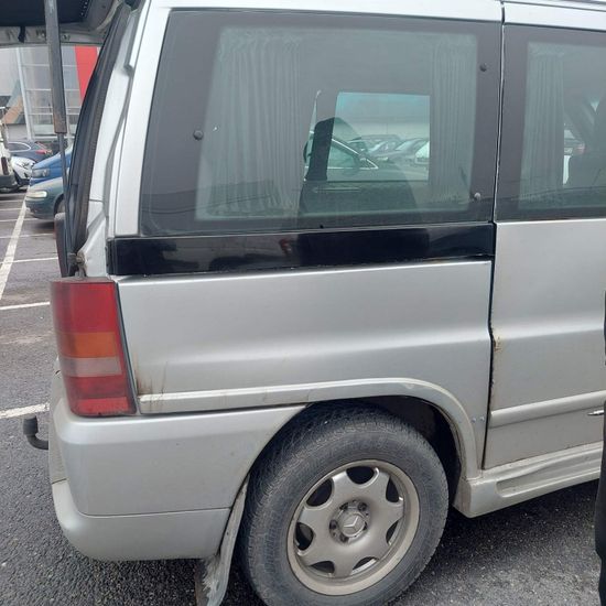 Накладка сдвижной двери для Mercedes Vito w638