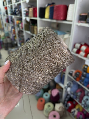 G&G FILATI EUCALYPTUS LUX 70% Эвкалипт 30% Люрекс 420 м/100 гр (Остаток 250 гр)