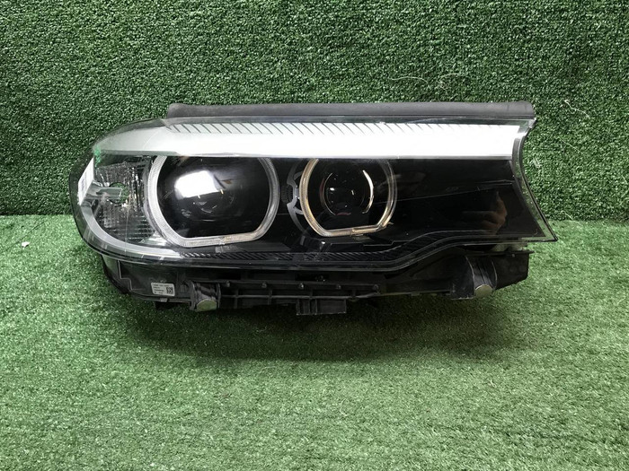 Фара правая BMW 5er G30 (2017-2020) LED