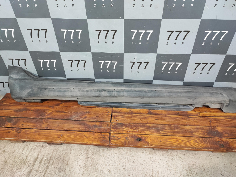 Накладка порога правого Volvo V40 Cross Country 12-16 Б/У Оригинал 31290542