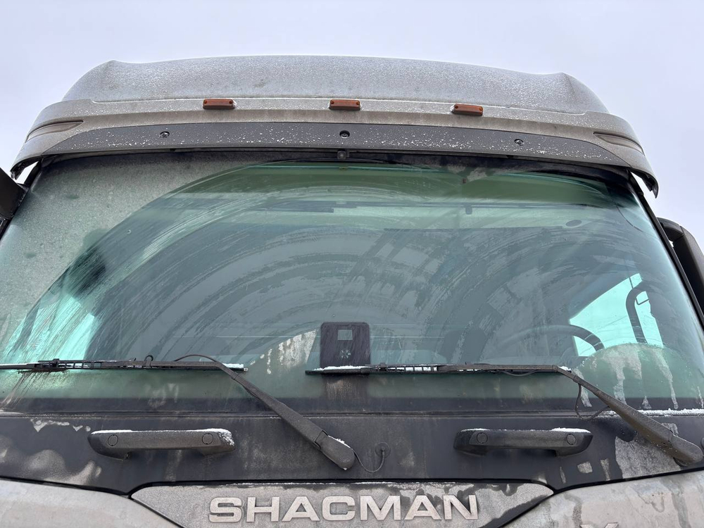 Shacman (Shaanxi) SX* 4x2 Седельный тягач SX4188YY381 (Дизельный, 12,5 л, 480 л.с., АТ)