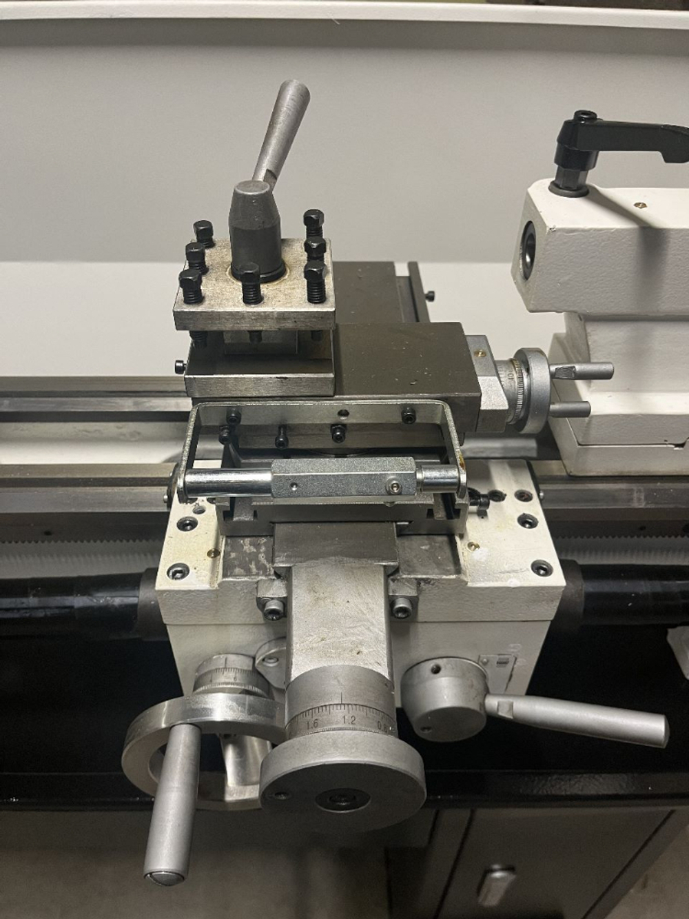 Токарно-винторезный станок REALREZ 250X750 220V