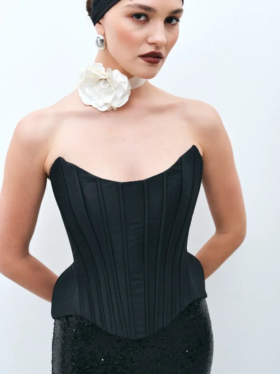 Чёрный корсет с бочками