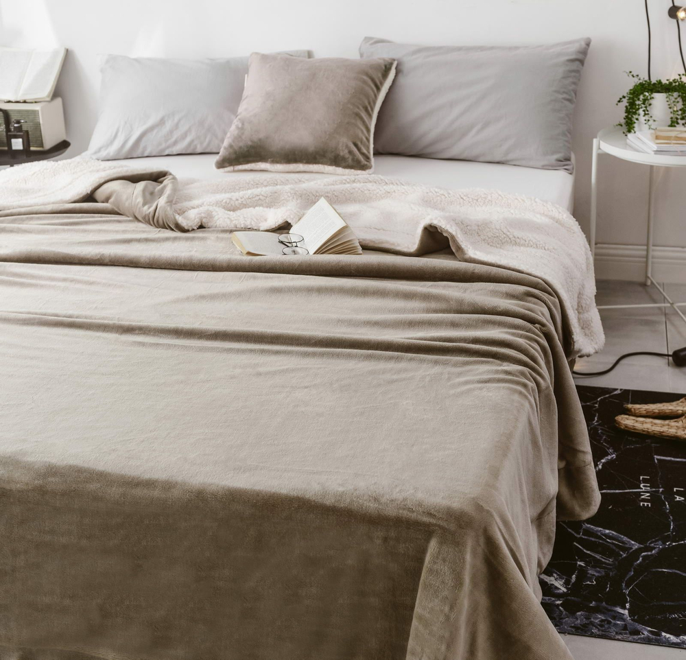 Наволочка 45х45 Sofi De MarkO Жадор бежевая