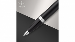 Шариковая ручка Parker IM Mat Black CT лак матовый, стержень: M, цвет чернил: blue, в подарочной упаковке.