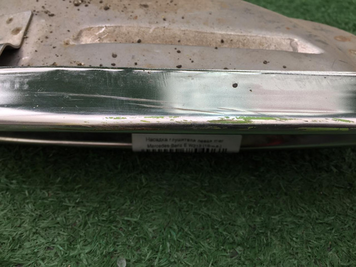 Насадка глушителя левая Mercedes E W213 (2016-2021) AMG