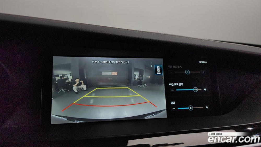 Genesis G90 3.8 (02.2020)