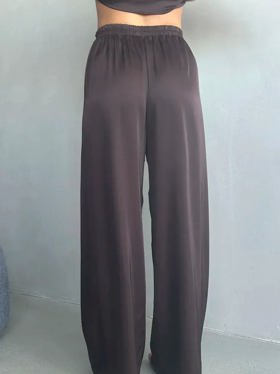 Брюки атласные