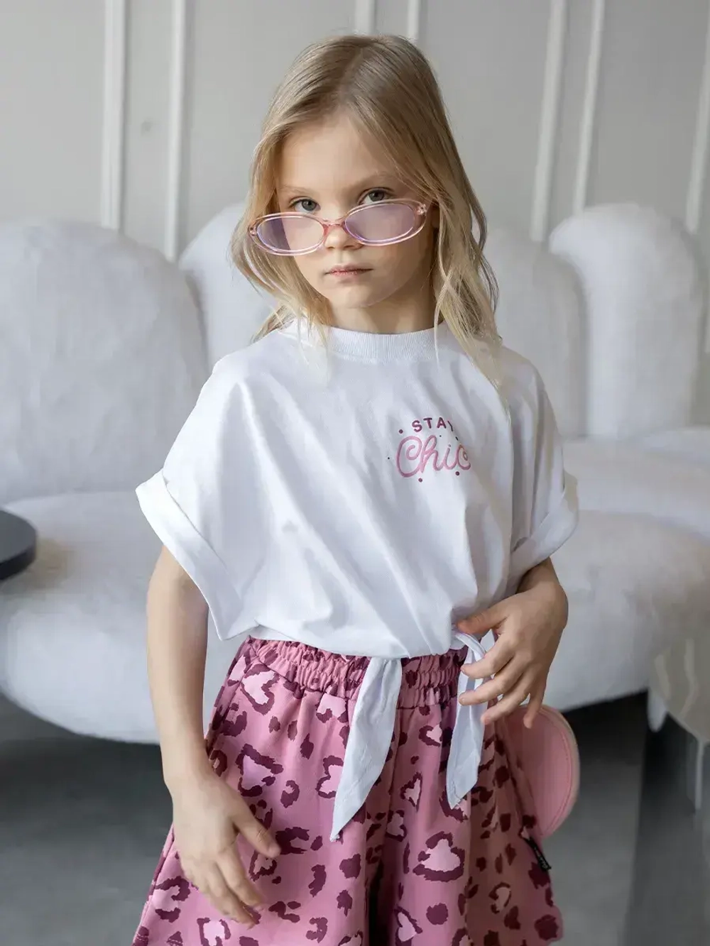 Летний костюм для девочки с шортами