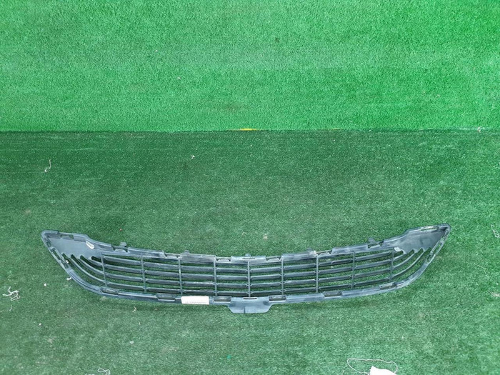 Решетка переднего бампера Mercedes S W222 (2013-2017)