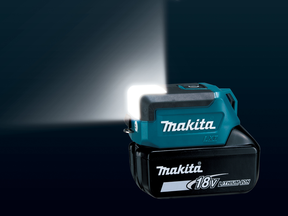 Аккумуляторный фонарь Makita DML817