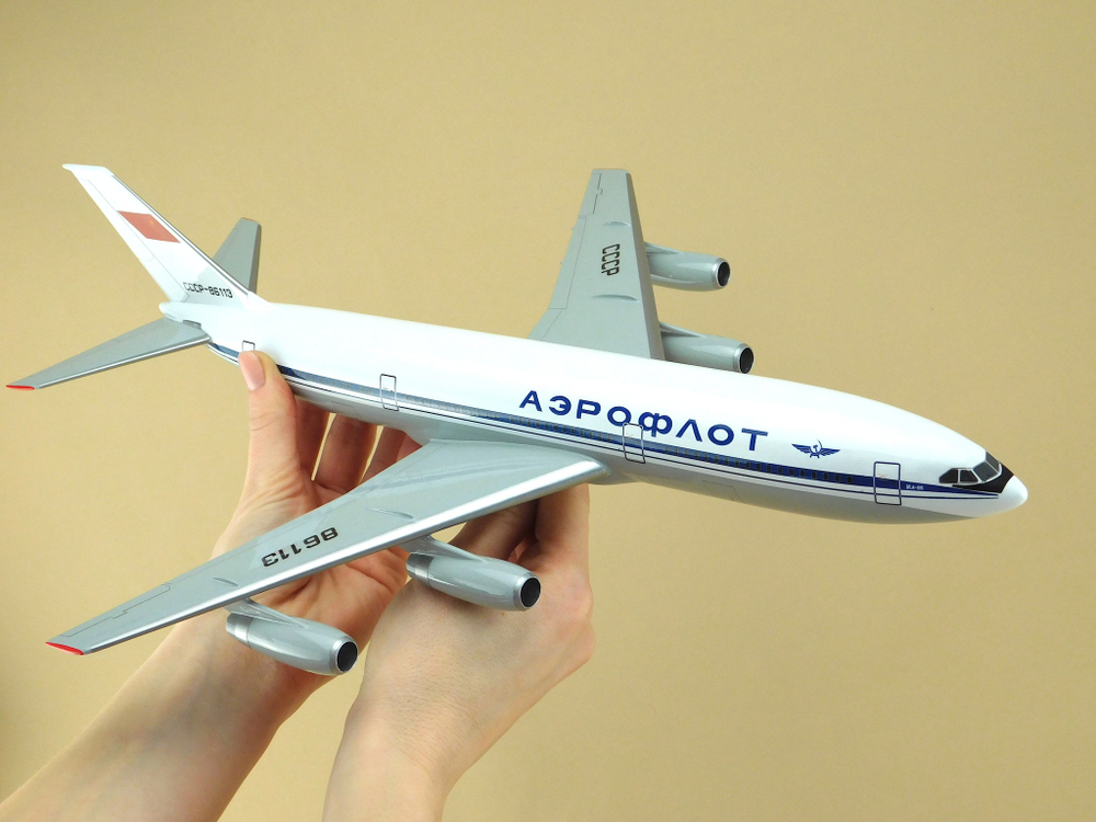 Модель самолета Ил-86 (М1:144, Аэрофлот СССР-86113)