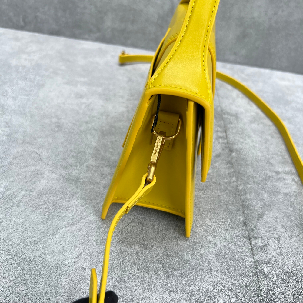 Jacquemus Le Grand Bambino 23 cm