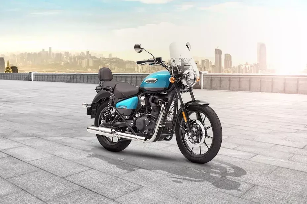 Meteor 350 on road 2025