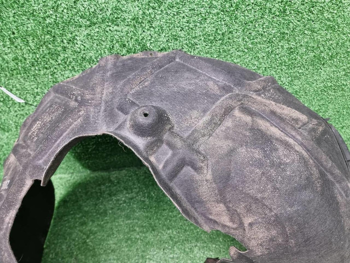 Подкрылок передний левый Porsche Cayenne 958 10-14