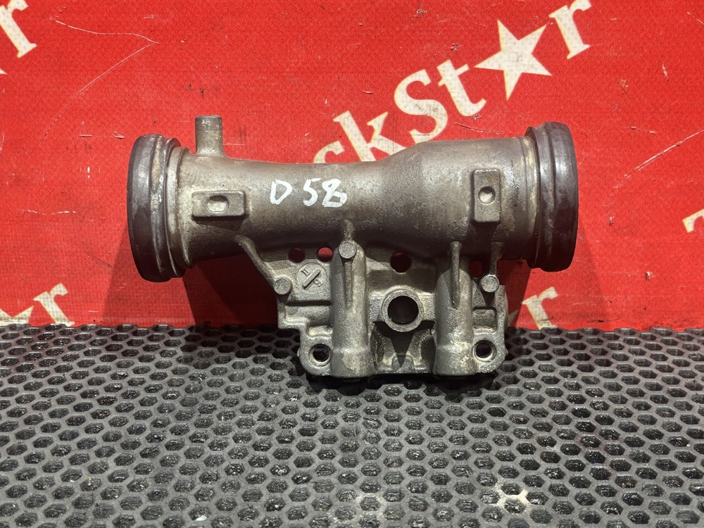 Патрубок клапана EGR 2019 г.