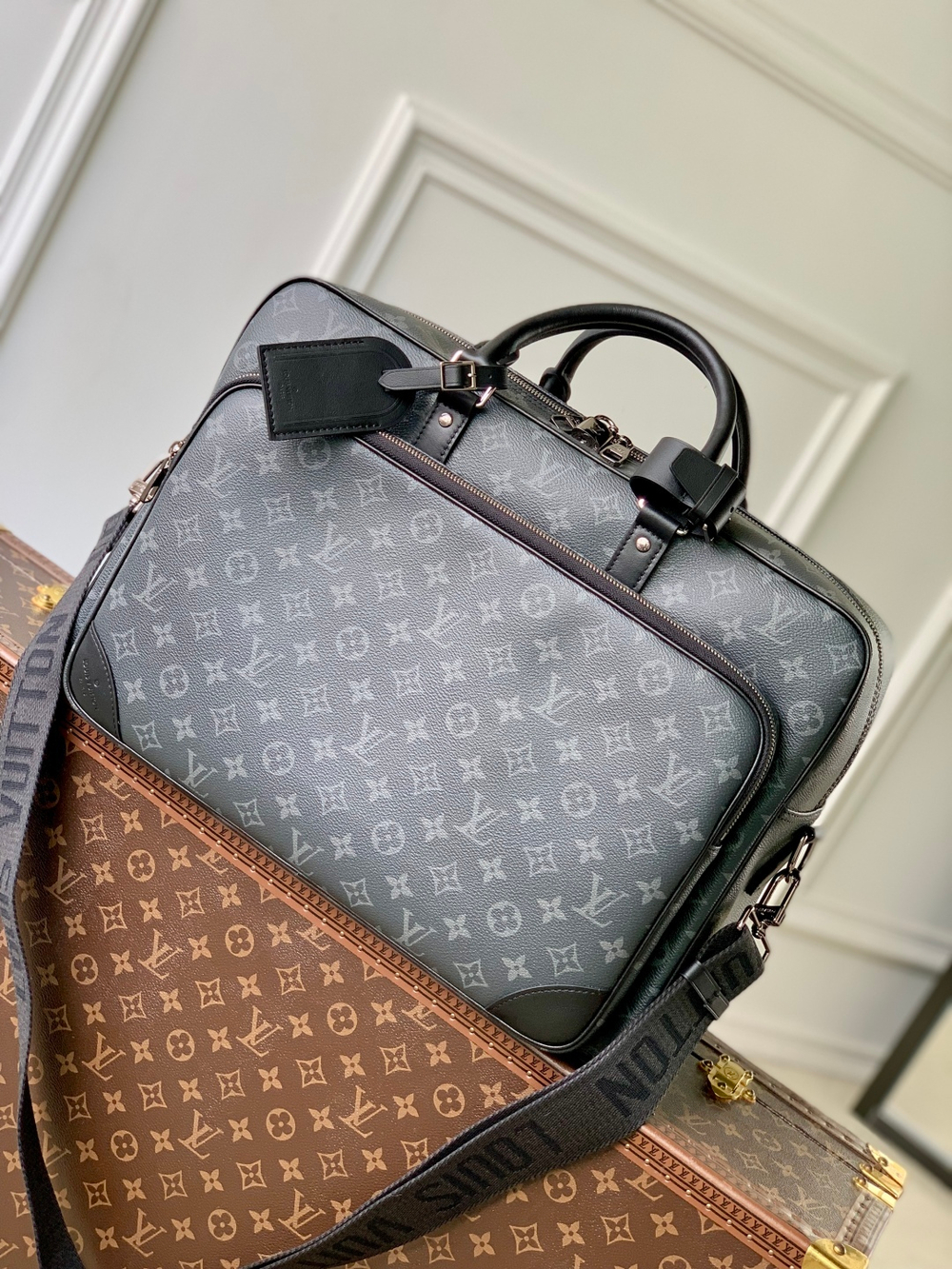 Louis Vuitton Weekender Bag
