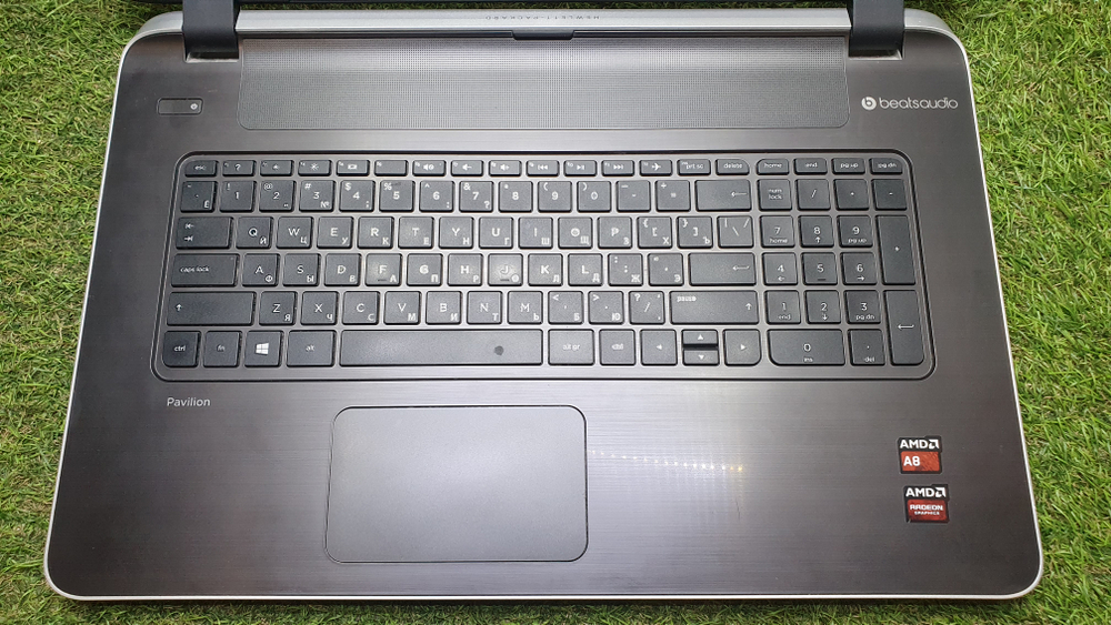 Ноутбук HP AMD A8/6Gb/M260 2Gb/Pavilion 17-f103nr k5f12ea /Windows 10