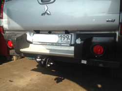 Фаркоп Трейлер 7110 на Mitsubishi L200 (2/4dr.) пикап 2006г.-(паспорт и сертификат в комплекте)(без электрики)
