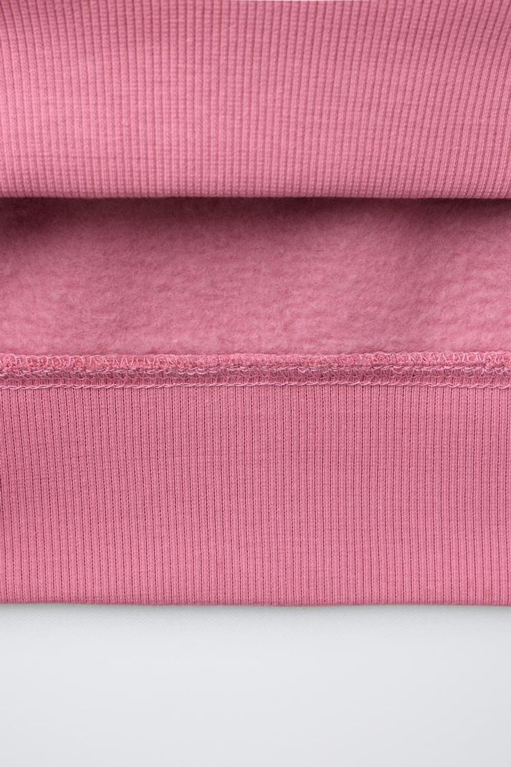 ZARA ТОЛСТОВКА С ВЫШИТОЙ НАДПИСЬЮ, РОЗОВЫЙ