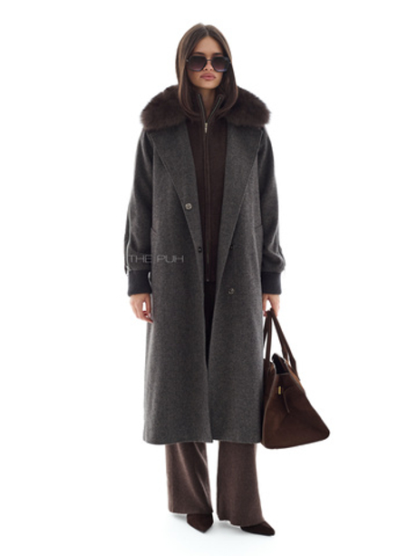 Серое кашемировое пальто с воротом из лисы