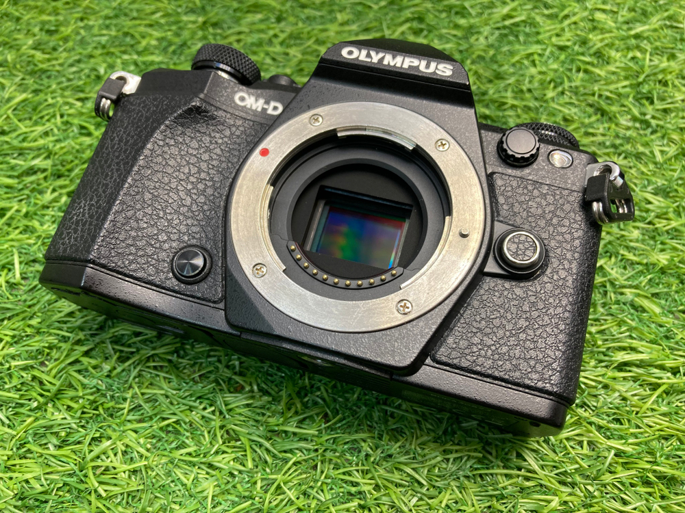 Olympus OM-D E-M5 Mark II 3.900 кадров