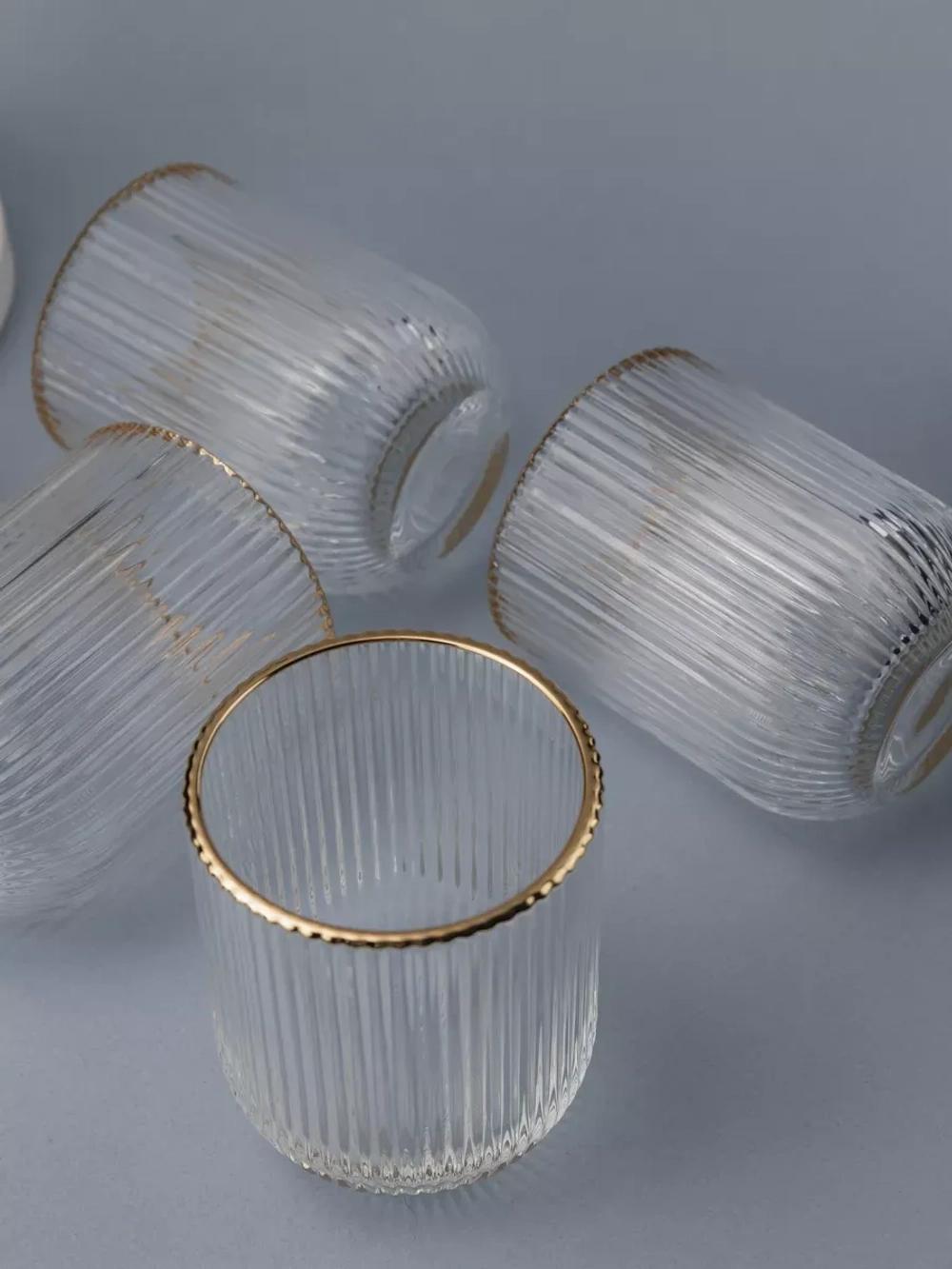 Набор ребристых стаканов для воды, 6 шт. с золотой каймой