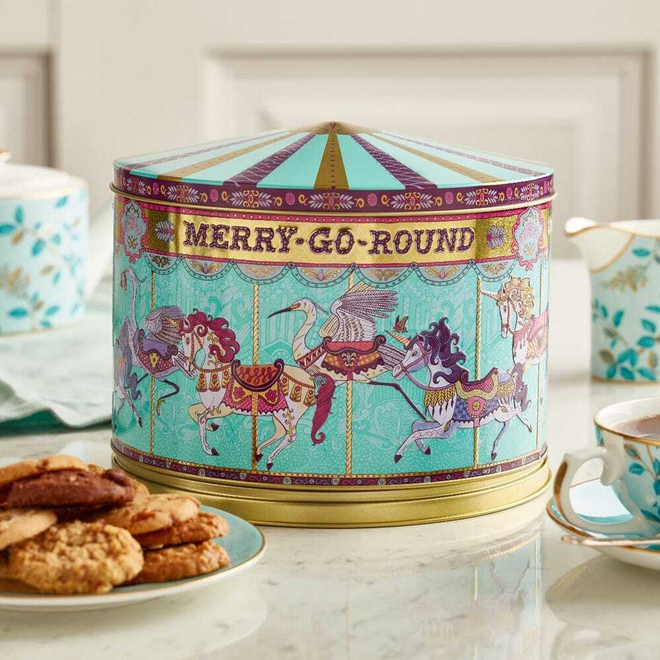 Подарочная музыкальная коробка печенья от Fortnum and Mason