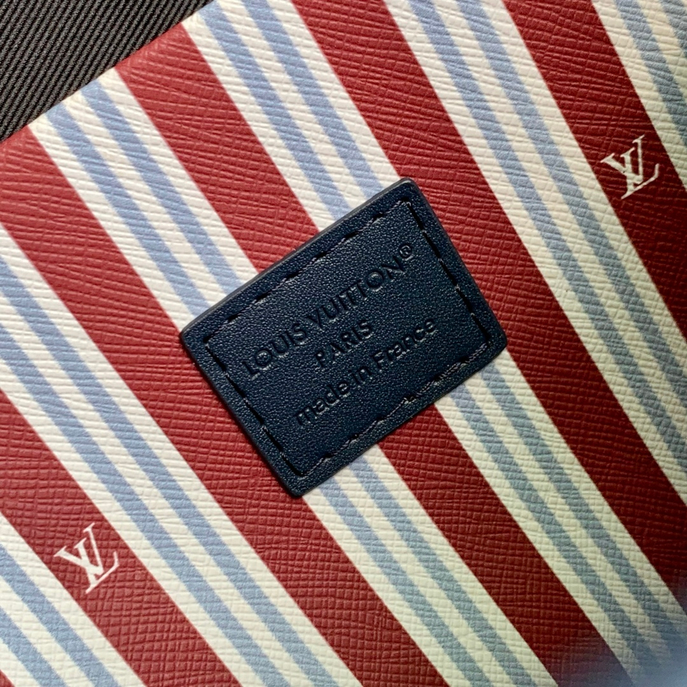 Louis Vuitton Pochette Voyage MM