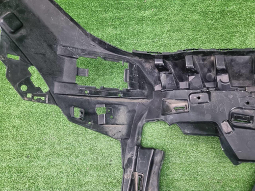 Кронштейн переднего бампера лев. BMW X6M F96 19-23