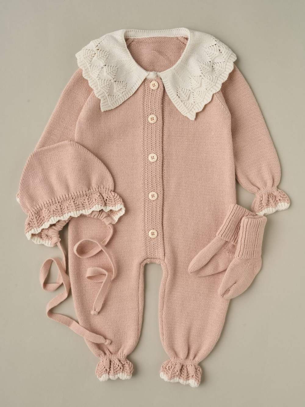 Костюм «Классика», Пудровый и кремовый