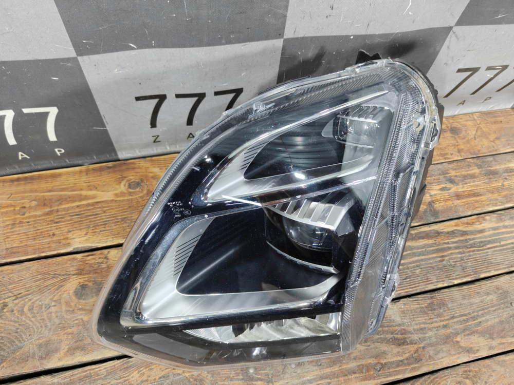 Фара левая Omoda C5 22-нв Б/У Оригинал 605000530AA