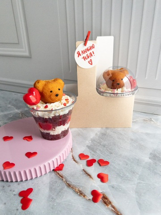 2 Трайфл-торта в стаканчиках «Медвежонок с любовью»