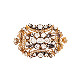 Золотая брошь с бриллиантами