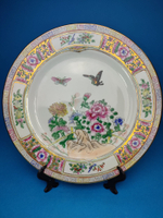 Пара декоративных тарелок в китайском стиле