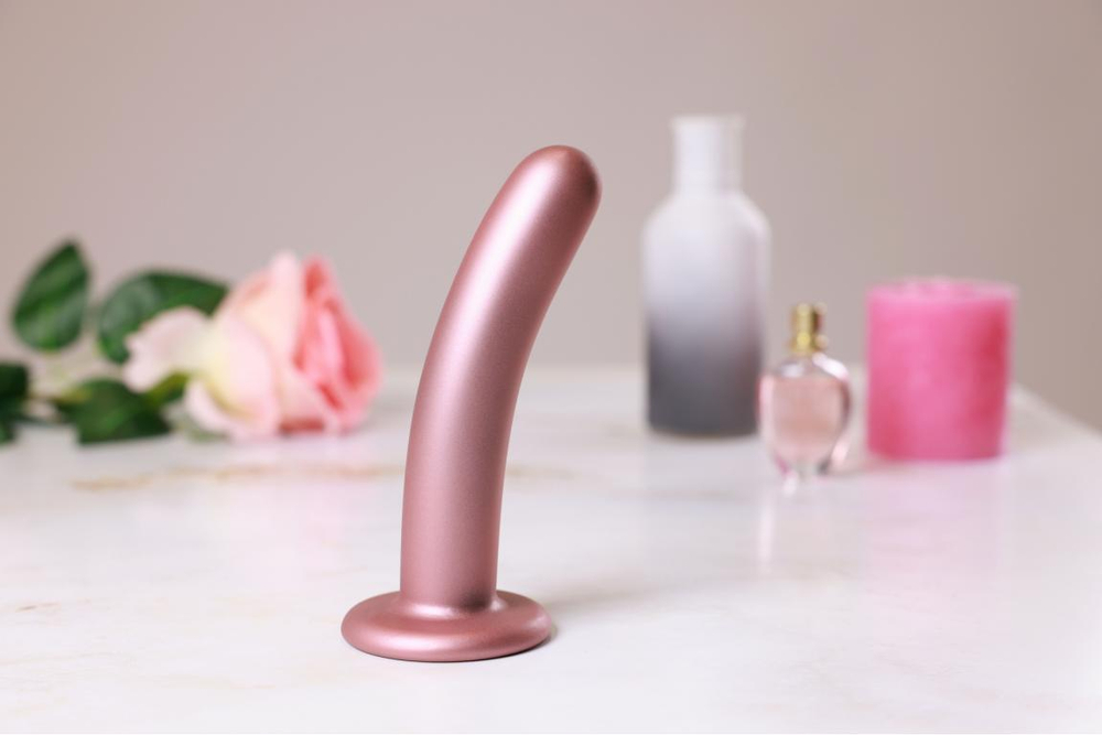 Розовый фаллоимитатор Smooth G-Spot - 15 см. (Цвет: розовый)