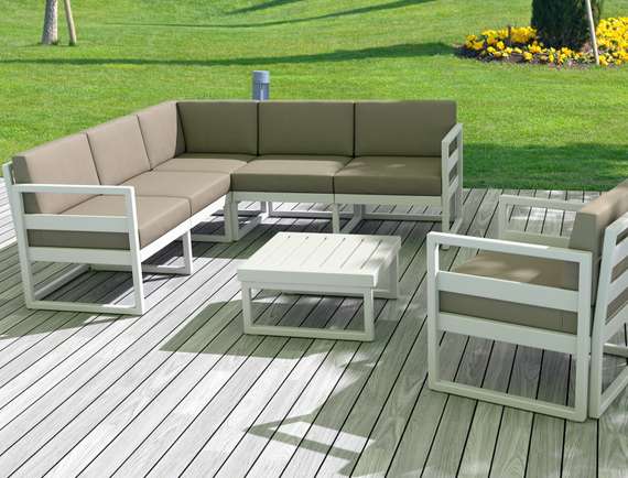 Кресло уличное пластиковое Mykonos, белый, светло-коричневый