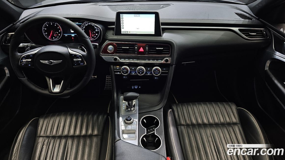 Genesis G70 2.0T AWD (12.2019)