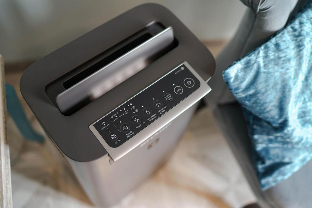Климатический комплекc Sharp KCG41RH,  до 28м2,  с ионизацией, серый