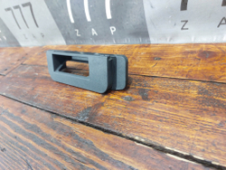 Ручка багажника Mercedes W222, W213, W205 Б/У Оригинал A2227500493